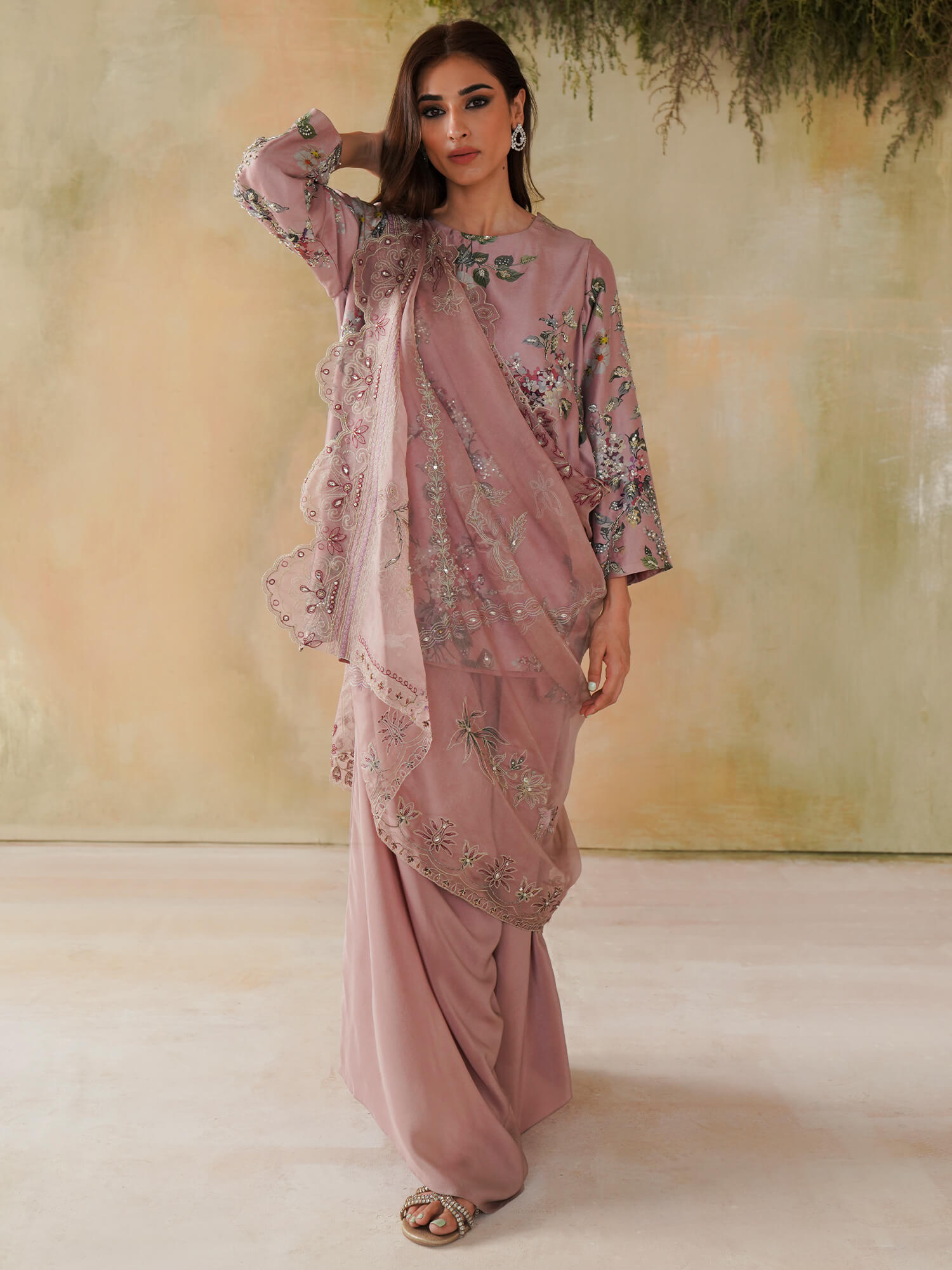 ALISHA, PANTS & DRAPED DUPATTA