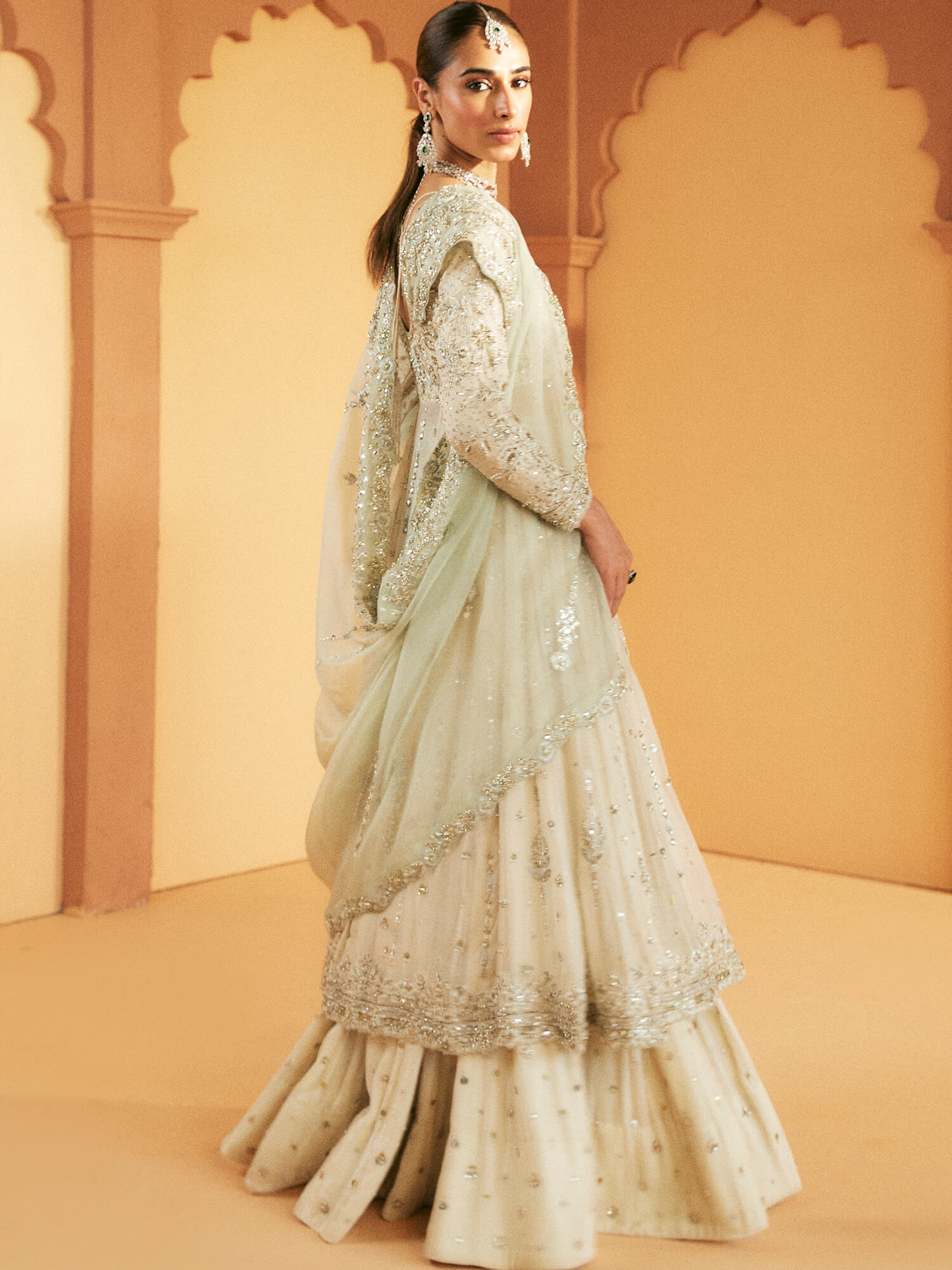 PESHWAS, LEHENGA & DUPATTA