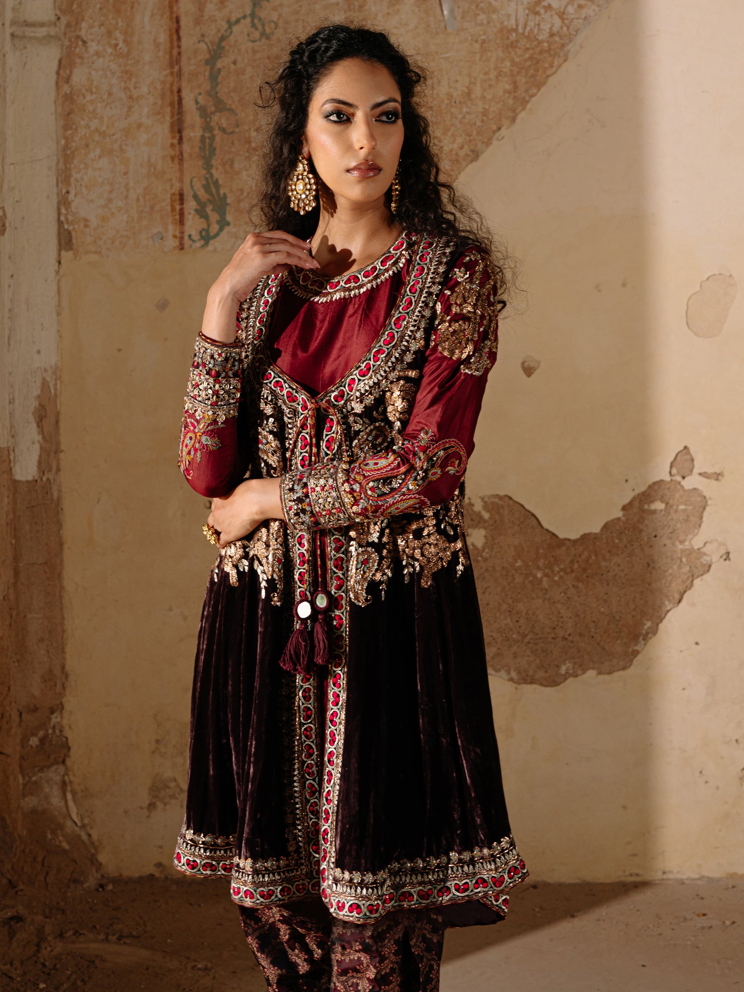 MUMTAZ KURTI W/ SKINNY SHALWAR - Misha Lakhani